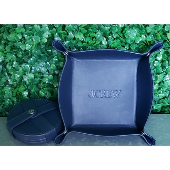 2023 J.Crew Complimentary Holiday customer gift - Picture 1 of 10